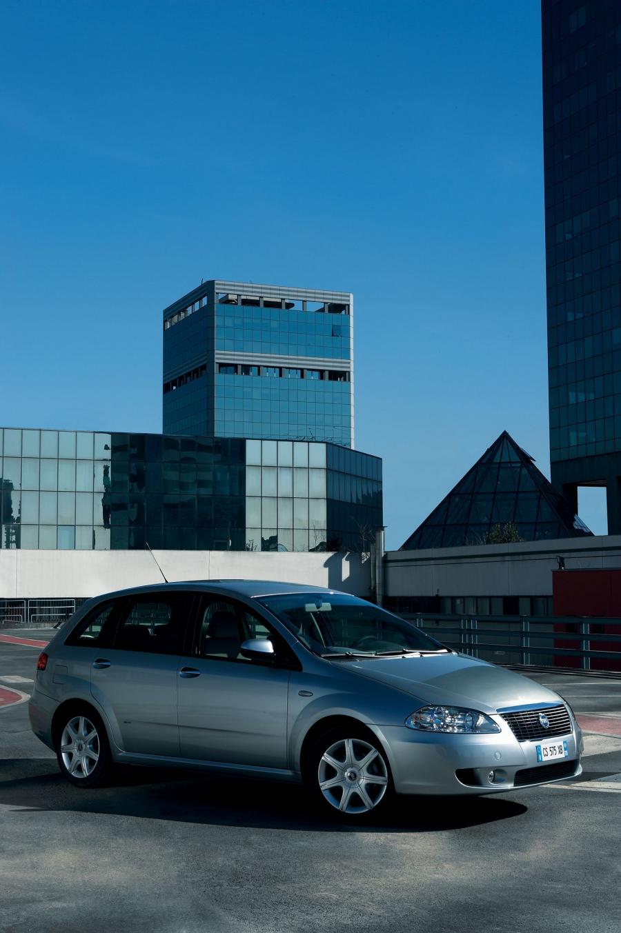  Fiat Croma Station Wagon 2009 года  (фото 88 из 106)